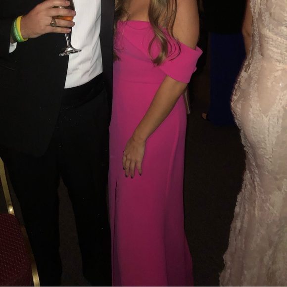 Lovers & Friends pink gown - Picture 8 of 8